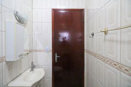 Casa à venda com 250m², 3 quartos e 3 vagas Casa à venda com 250m², 3 quartos e 3 vagasBanheiro da Suíte