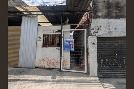 Casa para alugar com 40m², 1 quarto e sem vaga Casa para alugar com 40m², 1 quarto e sem vagaFachada