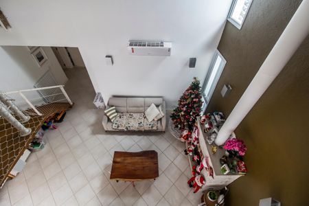 Casa de condomínio à venda com 300m², 4 quartos e 4 vagasVista