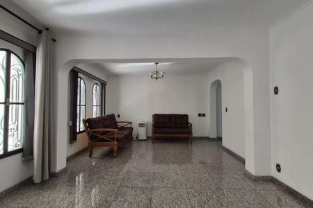 Casa à venda com 3 quartos, 256m² em Vila Gilda, Santo André