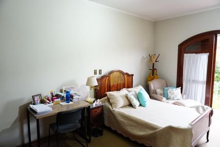 Casa para alugar com 1193m², 4 quartos e 4 vagasSuíte