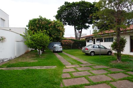 Casa para alugar com 1193m², 4 quartos e 4 vagasQuintal