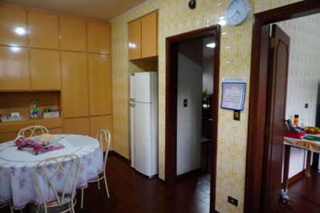 Casa para alugar com 1193m², 4 quartos e 4 vagasCozinha