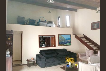 Casa à venda com 6 quartos, 190m² em Centro, Niterói