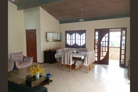 Casa à venda com 6 quartos, 190m² em Centro, Niterói