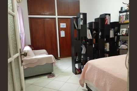Casa à venda com 6 quartos, 190m² em Centro, Niterói