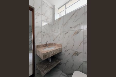 Banheiro de casa para alugar com 1 quarto, 65m² em Vila Jundiainopolis, Jundiaí