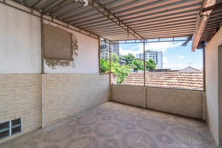 Casa à venda com 200m², 3 quartos e 1 vagaTerraço