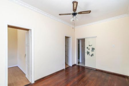 Casa à venda com 200m², 3 quartos e 1 vagaSala