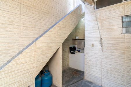 Casa à venda com 200m², 3 quartos e 1 vagaÁrea de Serviço