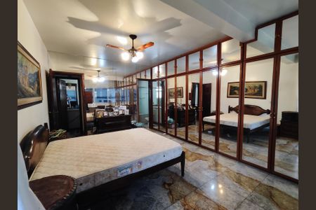 Apartamento à venda com 180m², 3 quartos e 3 vagasSuíte