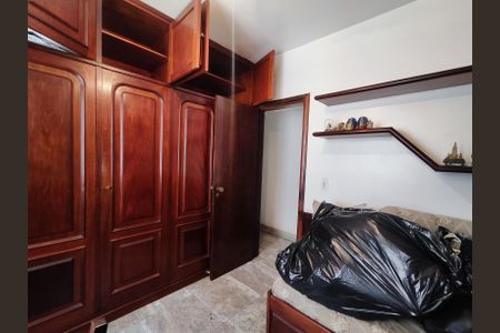 Apartamento à venda com 180m², 3 quartos e 3 vagasQuarto 1