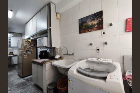 Apartamento à venda com 180m², 3 quartos e 3 vagasÁrea de Serviço