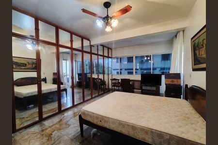 Apartamento à venda com 180m², 3 quartos e 3 vagasSuíte