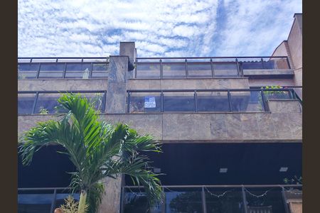 Apartamento à venda com 180m², 3 quartos e 3 vagasPlaquinha