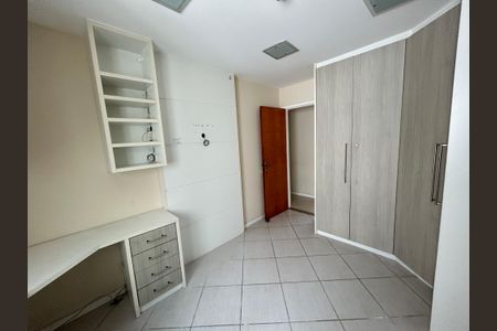 Apartamento para alugar com 117m², 3 quartos e 2 vagasQuarto 2