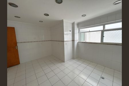 Apartamento para alugar com 117m², 3 quartos e 2 vagasCozinha