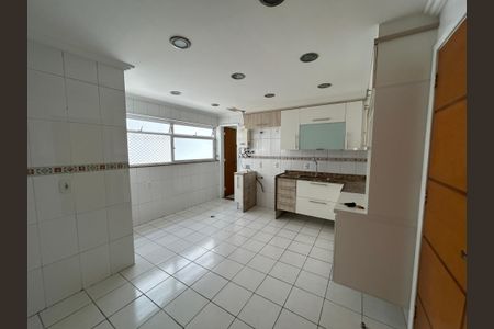 Apartamento para alugar com 117m², 3 quartos e 2 vagasCozinha