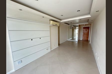 Apartamento para alugar com 117m², 3 quartos e 2 vagasSala