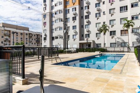 Apartamento para alugar com 58m², 2 quartos e 1 vaga Apartamento para alugar com 58m², 2 quartos e 1 vagaÁrea comum - Piscina