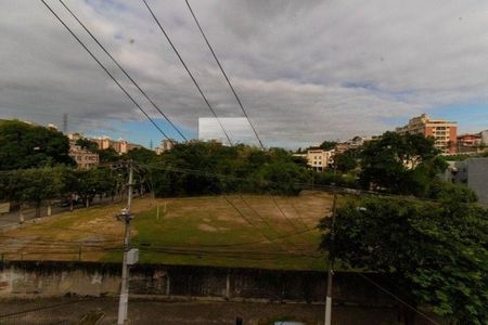 Apartamento à venda com 58m², 2 quartos e 1 vaga