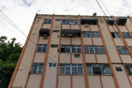 Apartamento à venda com 58m², 2 quartos e 1 vaga