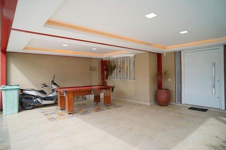 Casa à venda com 4 quartos, 585m² em Várzea das Moças, Niterói