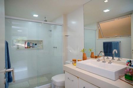 Casa à venda com 585m², 4 quartos e 3 vagas