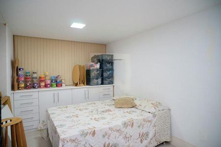 Casa à venda com 585m², 4 quartos e 3 vagas