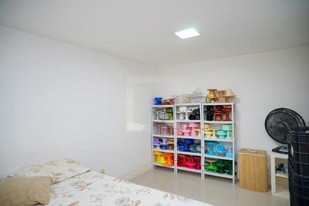 Casa à venda com 585m², 4 quartos e 3 vagas