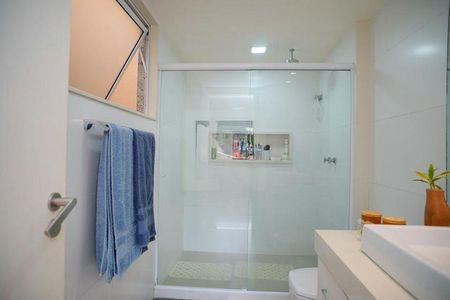 Casa à venda com 585m², 4 quartos e 3 vagas