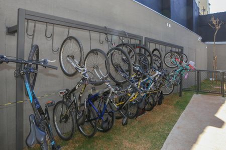 Apartamento à venda com 41m², 2 quartos e sem vaga Apartamento à venda com 41m², 2 quartos e sem vagaBicicletário