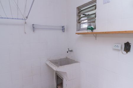 Apartamento para alugar com 56m², 2 quartos e 1 vagaÁrea de Serviço