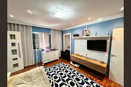 Casa à venda com 222m², 6 quartos e 2 vagasQuarto 2