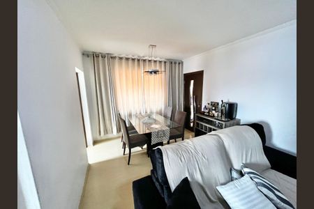 Casa à venda com 222m², 6 quartos e 2 vagasSala 2