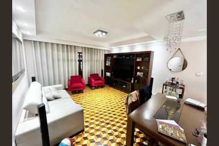 Sala de casa à venda com 6 quartos, 222m² em Vila Nova Cachoeirinha, São Paulo