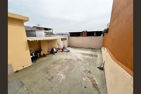Casa à venda com 222m², 6 quartos e 2 vagasQuintal / Àrea de Serviço