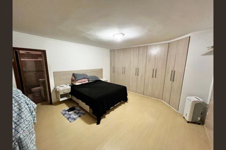 Casa à venda com 222m², 6 quartos e 2 vagasQuarto 5 Suíte