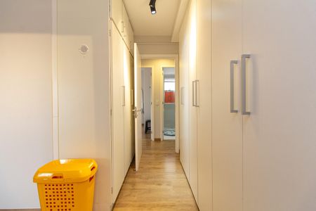 Apartamento à venda com 130m², 4 quartos e 2 vagasSuíte