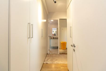 Apartamento à venda com 130m², 4 quartos e 2 vagasSuíte