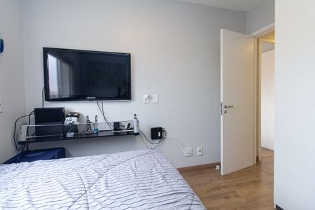 Apartamento à venda com 130m², 4 quartos e 2 vagasQuarto 2