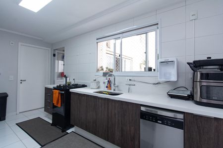 Apartamento à venda com 130m², 4 quartos e 2 vagasCozinha