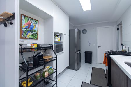 Apartamento à venda com 130m², 4 quartos e 2 vagasCozinha