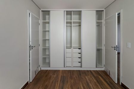 Apartamento à venda com 160m², 3 quartos e 2 vagasSuíte