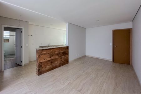 Sala de apartamento à venda com 3 quartos, 160m² em Itapoã, Belo Horizonte