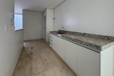 Cozinha de apartamento à venda com 3 quartos, 160m² em Itapoã, Belo Horizonte