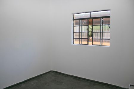 Quarto 1 de casa para alugar com 2 quartos, 90m² em Santa Tereza, Belo Horizonte