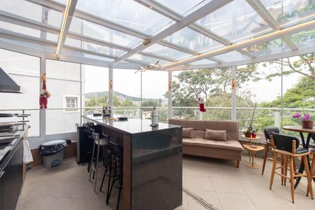 Casa para alugar com 450m², 4 quartos e 6 vagas Casa para alugar com 450m², 4 quartos e 6 vagasÁrea gourmet