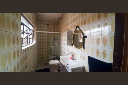 Casa à venda com 280m², 6 quartos e 2 vagasCasa 1 - Banheiro