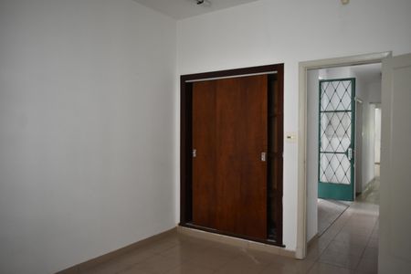 Casa à venda com 280m², 6 quartos e 1 vagaQuarto 5